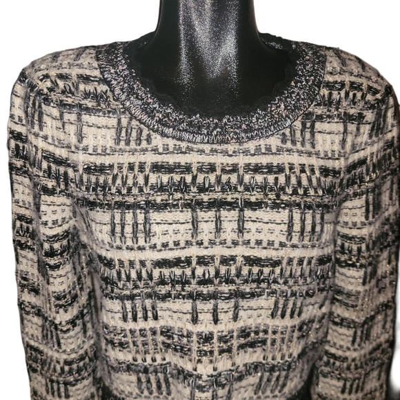 House of Harlow 1960 Black and Cream Texture Knit Cropped Sweater L - Picture 2 of 7